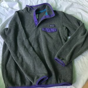 Patagonia Women’s size M fleece pullover EUC